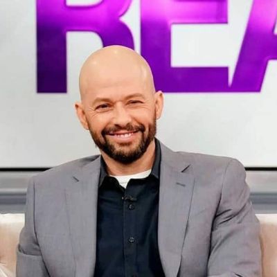 Daisy Cryer's father Jon Cryer. 